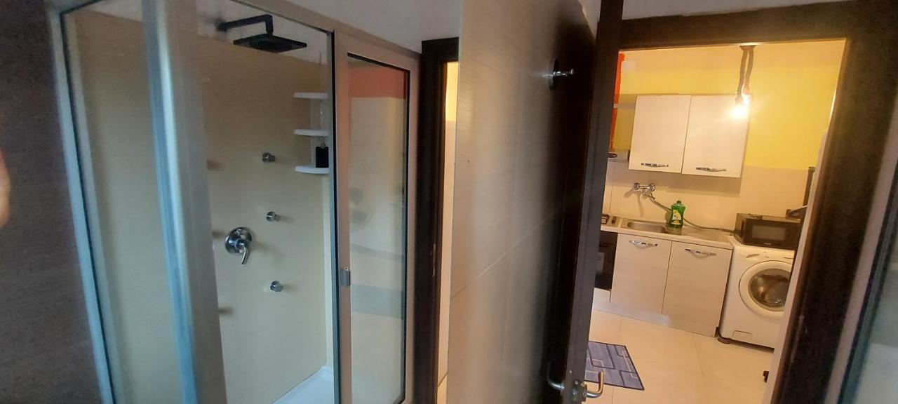 Aci Bonaccorsi Stanza In Villa Con Giardino Con Box Doccia Idromassaggio Rent A Car المظهر الخارجي الصورة