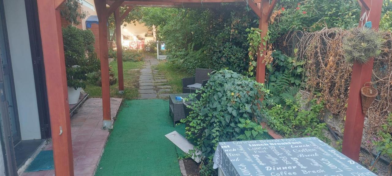 Aci Bonaccorsi Stanza In Villa Con Giardino Con Box Doccia Idromassaggio Rent A Car المظهر الخارجي الصورة